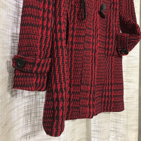 ❗️SOLD❗️Women’s Cute Red and Black Checkered NWOT Pea Coat Winter Coat Fall Coat - Picture 4 of 15